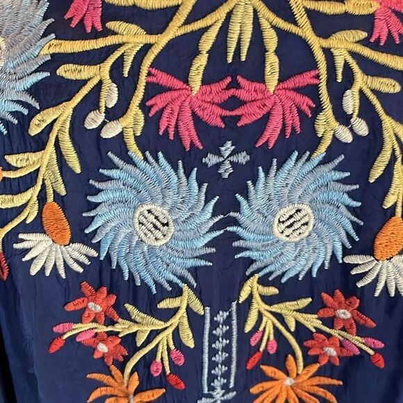 Johnny Was Blue EmbroideredWyatt Blouse, L - Picture 8 of 11